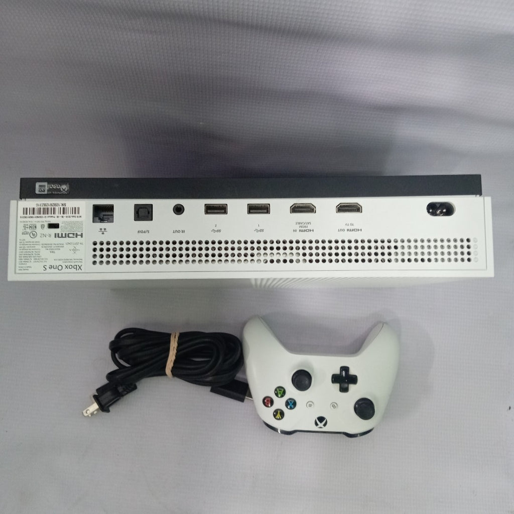 CONSOLA DE VIDEOJUEGO MICROSOFT XBOX ONE S 1 TB (SEMINUEVO)