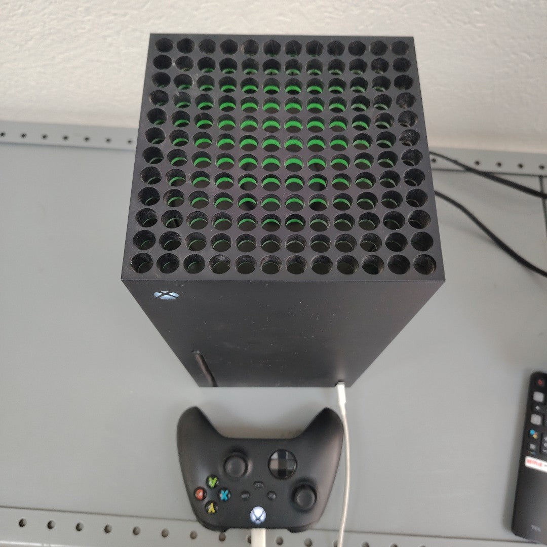 CONSOLA DE VIDEOJUEGO MICROSOFT XBOX SERIES X 1 TB SSD (SEMINUEVO)