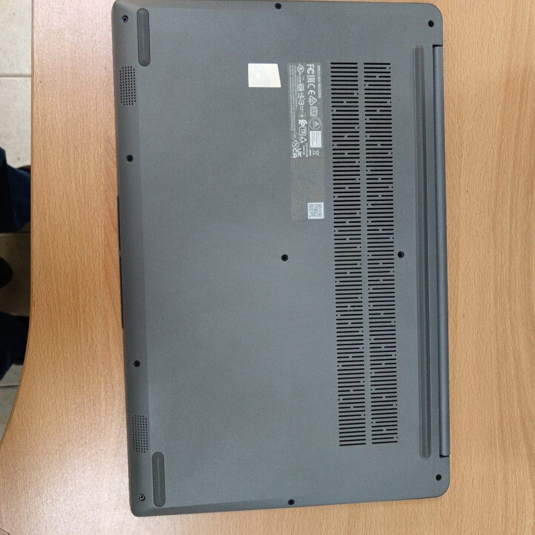 LAPTOP LENOVO IDEAPAD 1 15AMN7 (2023) 256 GB SSD 8 GB RAM (SEMINUEVO)