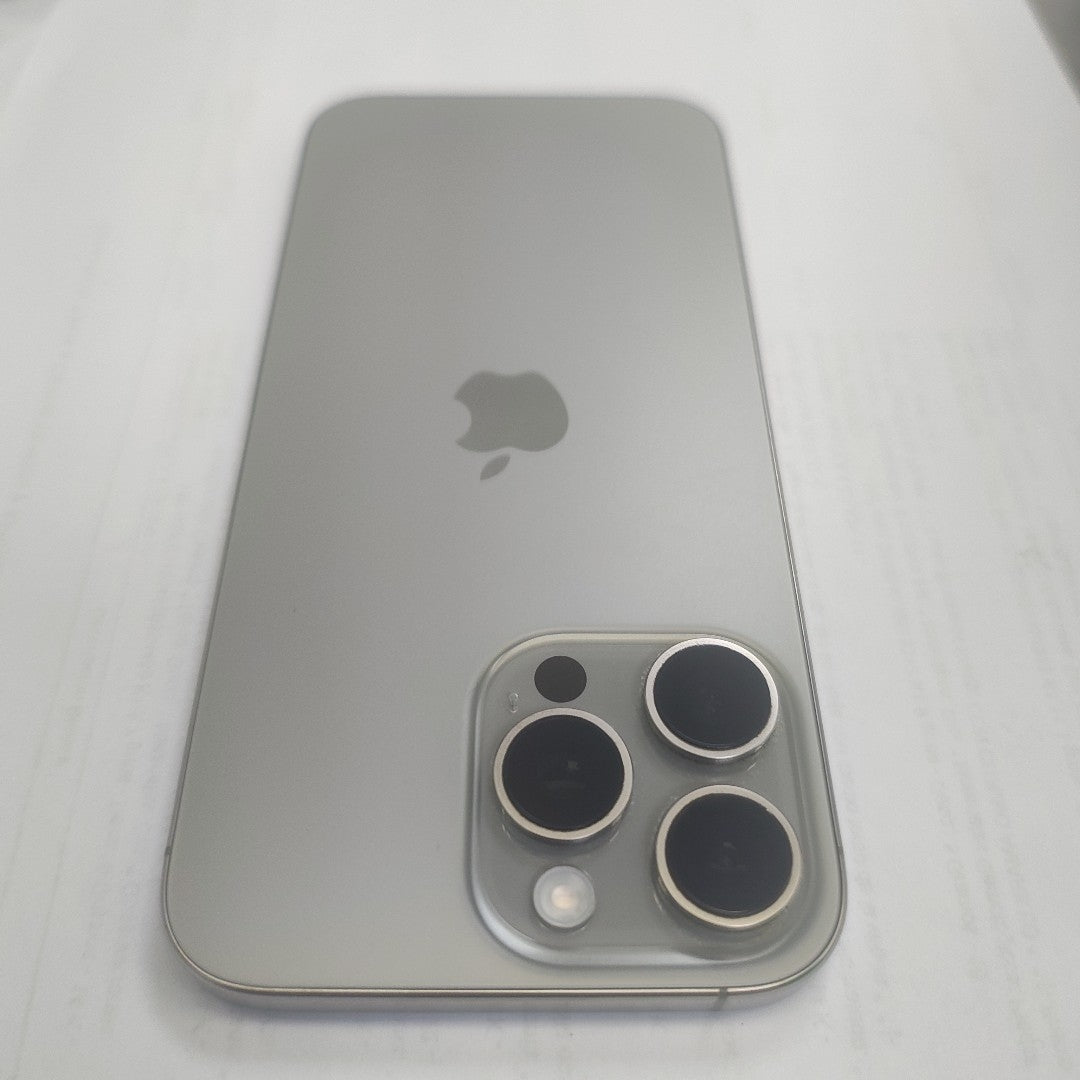 CELULAR APPLE IPHONE 16 PRO MAX A3295 (2024) 512 GB 8 GB RAM (SEMINUEVO)