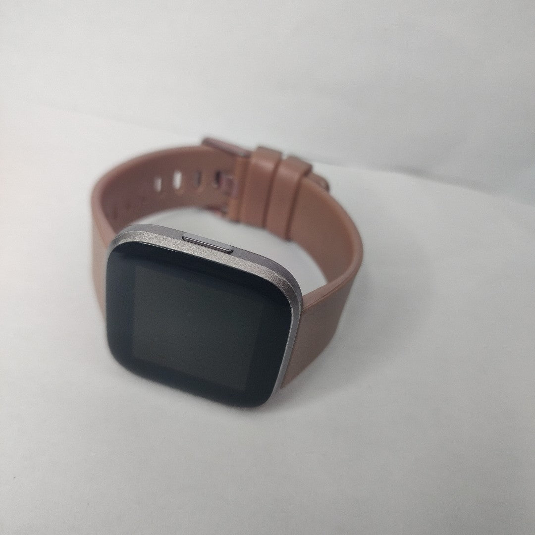 SMARTWATCH FITBIT VERSA 2 FB507 40 MM GPS (SEMINUEVO)