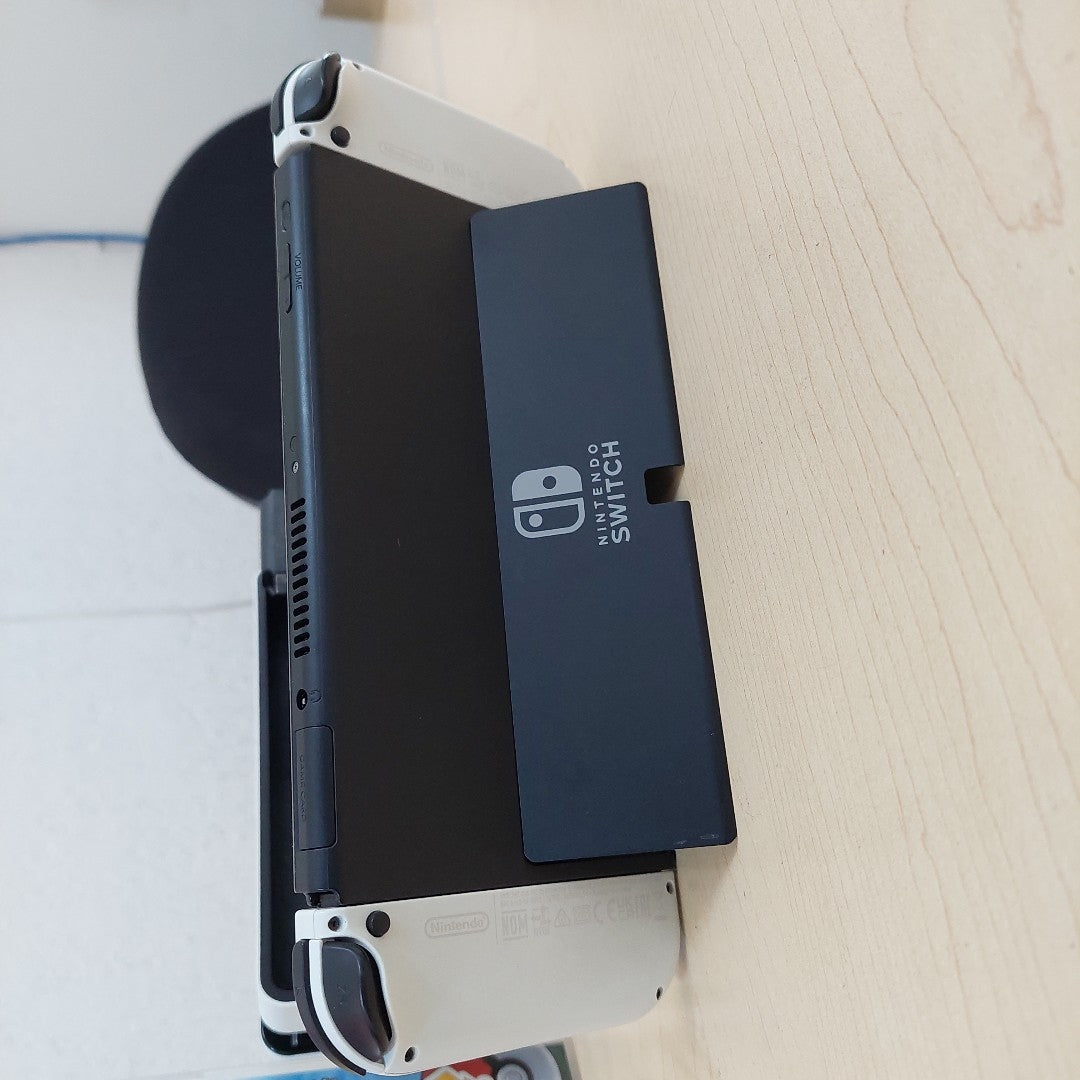 CONSOLA DE VIDEOJUEGO NINTENDO SWITCH OLED 64 GB (SEMINUEVO)
