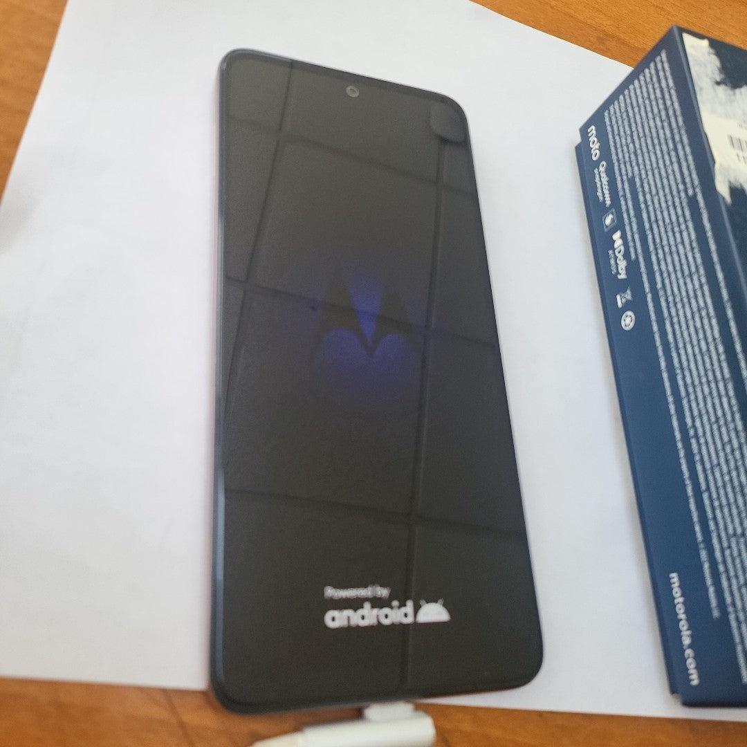 CELULAR MOTOROLA MOTO G42 XT2233-1 128 GB 4 GB RAM (SEMINUEVO)