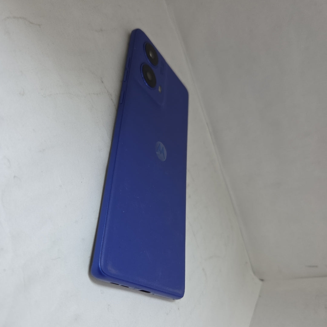 CELULAR MOTOROLA MOTO G85 5G XT2427-1 (2024) 512 GB 12 GB RAM (SEMINUEVO)