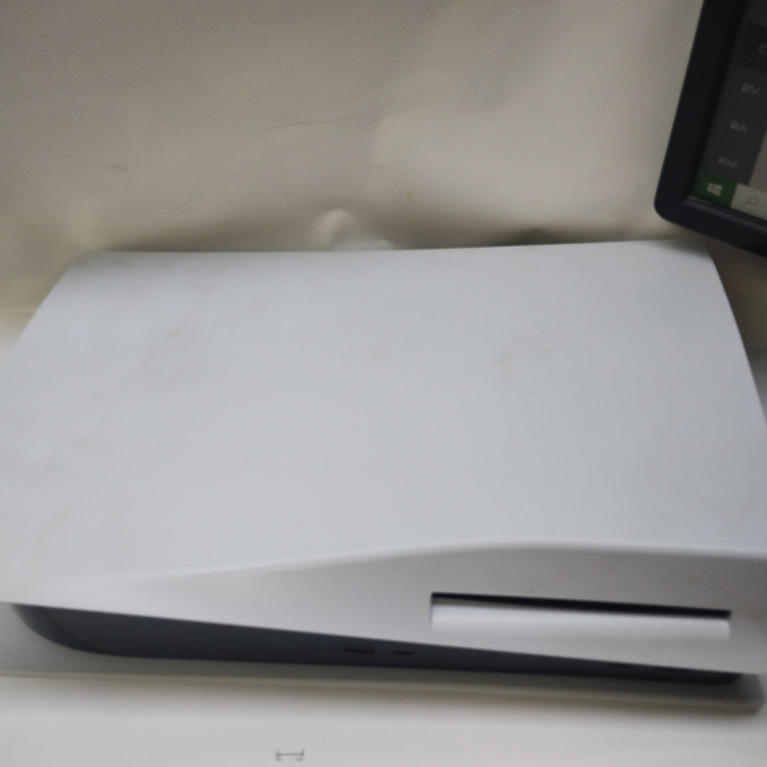 CONSOLA DE VIDEOJUEGO SONY PS5 825 SSD (SEMINUEVO)