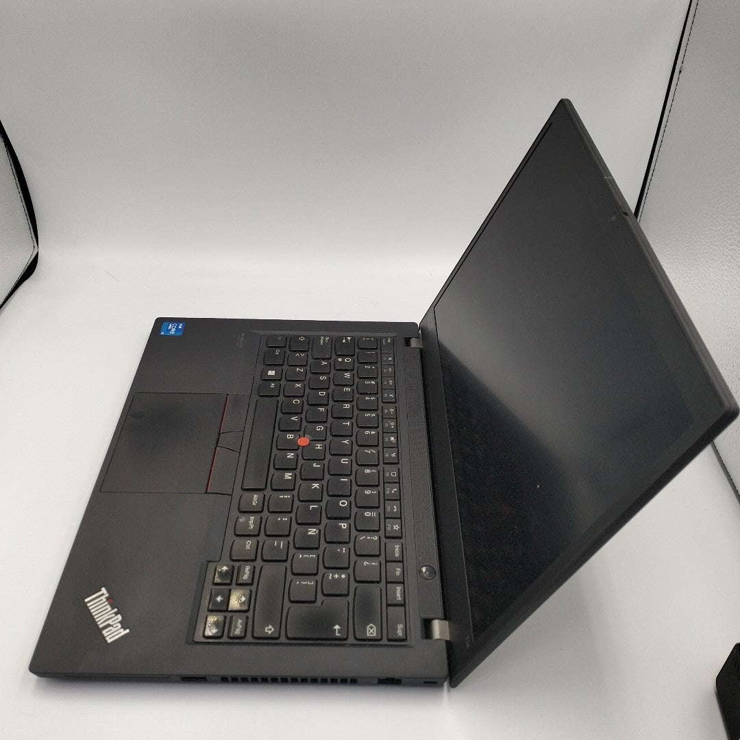LAPTOP LENOVO THINKPAD T14 GEN 2 (2022) 512 GB SSD 16 GB RAM (SEMINUEVO)