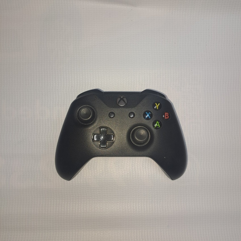 CONSOLA DE VIDEOJUEGO MICROSOFT XBOX ONE X 1 TB (SEMINUEVO)