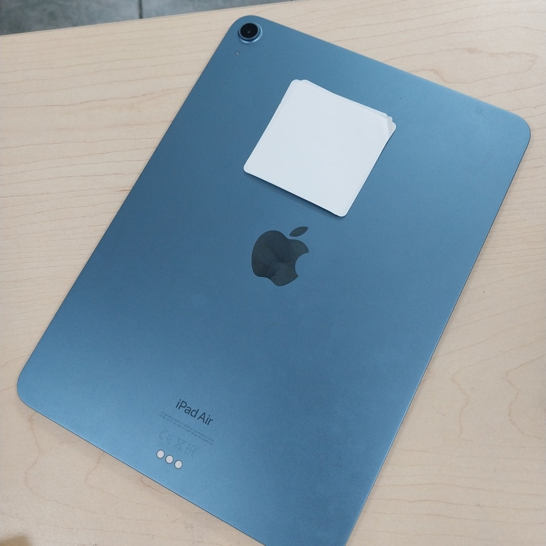 TABLETA APPLE IPAD AIR 5 A2588 64 GB 8 GB RAM (SEMINUEVO)