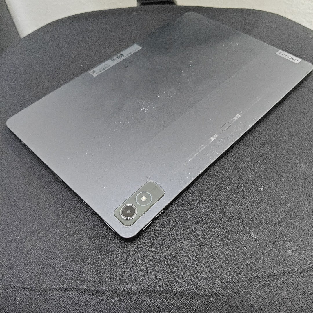 TABLETA LENOVO TAB P12 TB370FU (2023) 256 GB 8 GB RAM (SEMINUEVO)