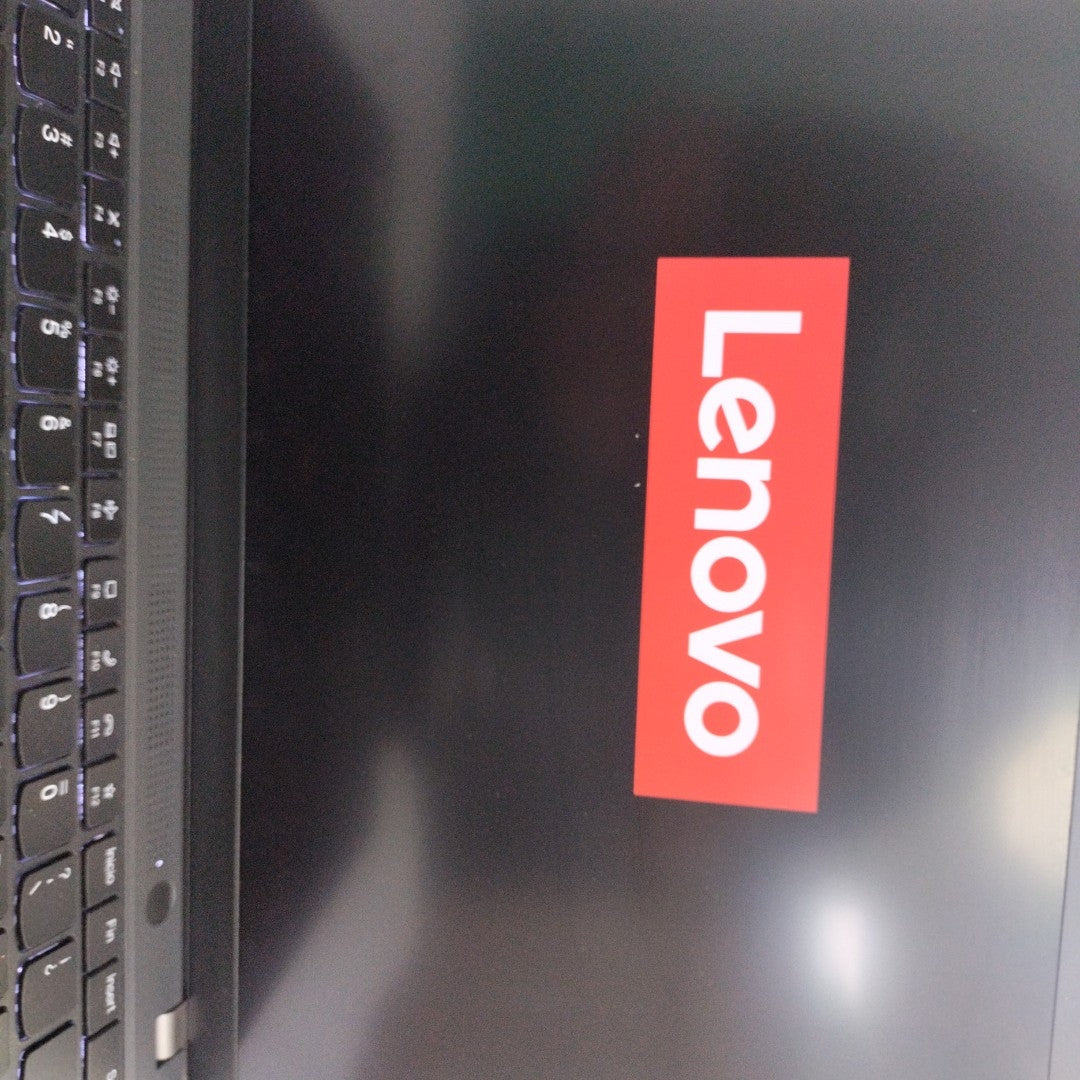 LAPTOP LENOVO THINKPAD T14 GEN 3 (2023) 512 GB SSD 16 GB RAM (SEMINUEVO)
