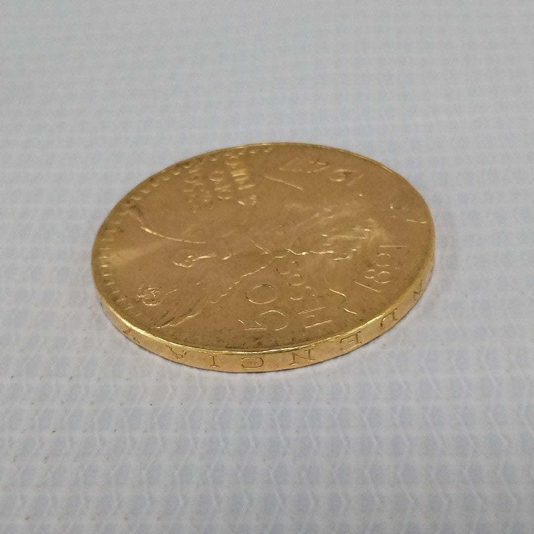 K1 41.6 GRMS - DESC. 0 GRAMOS - 21 K - AVALÚO 74131.2 * * IDENTIFICACIÓN MONEDA NOMINATIVA. * MONEDAS PESOS 50 PESO (SEMINUEVO)