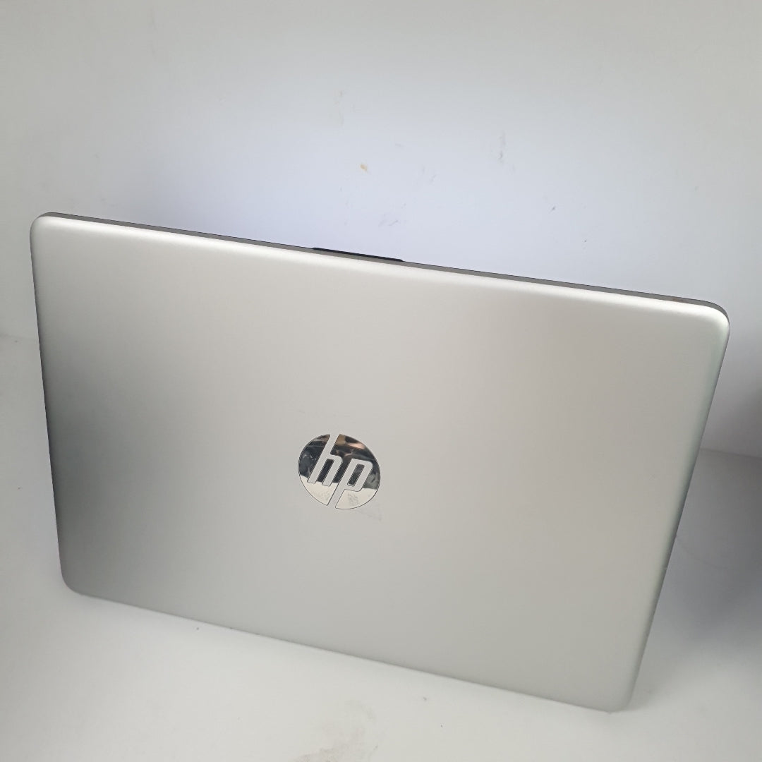 LAPTOP HP 14-DK1508LA (2022) 256 GB SSD 8 GB RAM (SEMINUEVO)