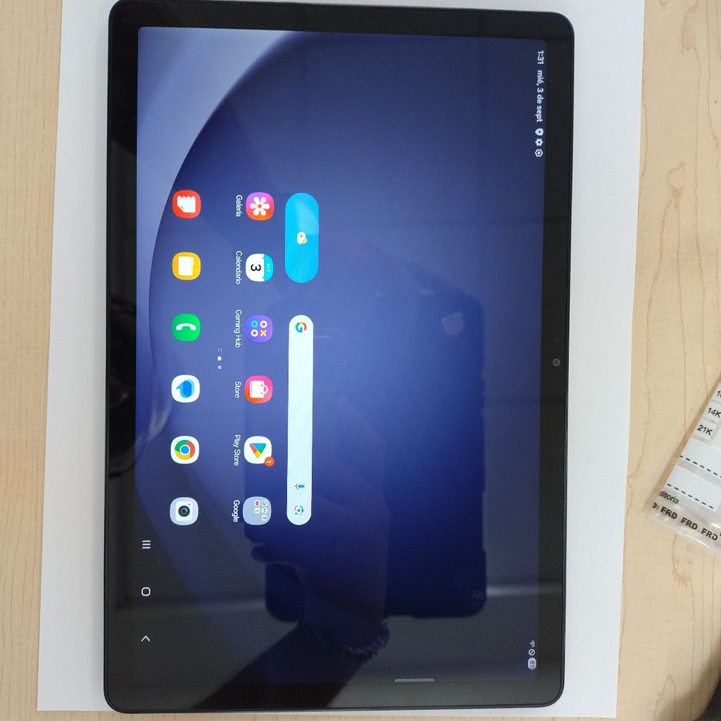 TABLETA SAMSUNG GALAXY TAB A9+ 5G SM-X218U (2023) 64 GB 4 GB RAM (SEMINUEVO)