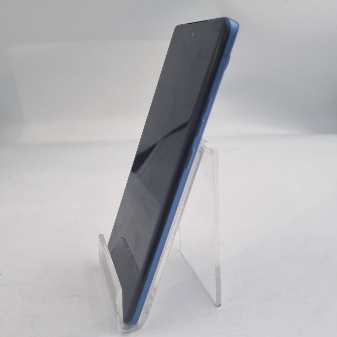 CELULAR MOTOROLA EDGE 40 XT2303-2 (2023) 256 GB 8 GB RAM (SEMINUEVO)