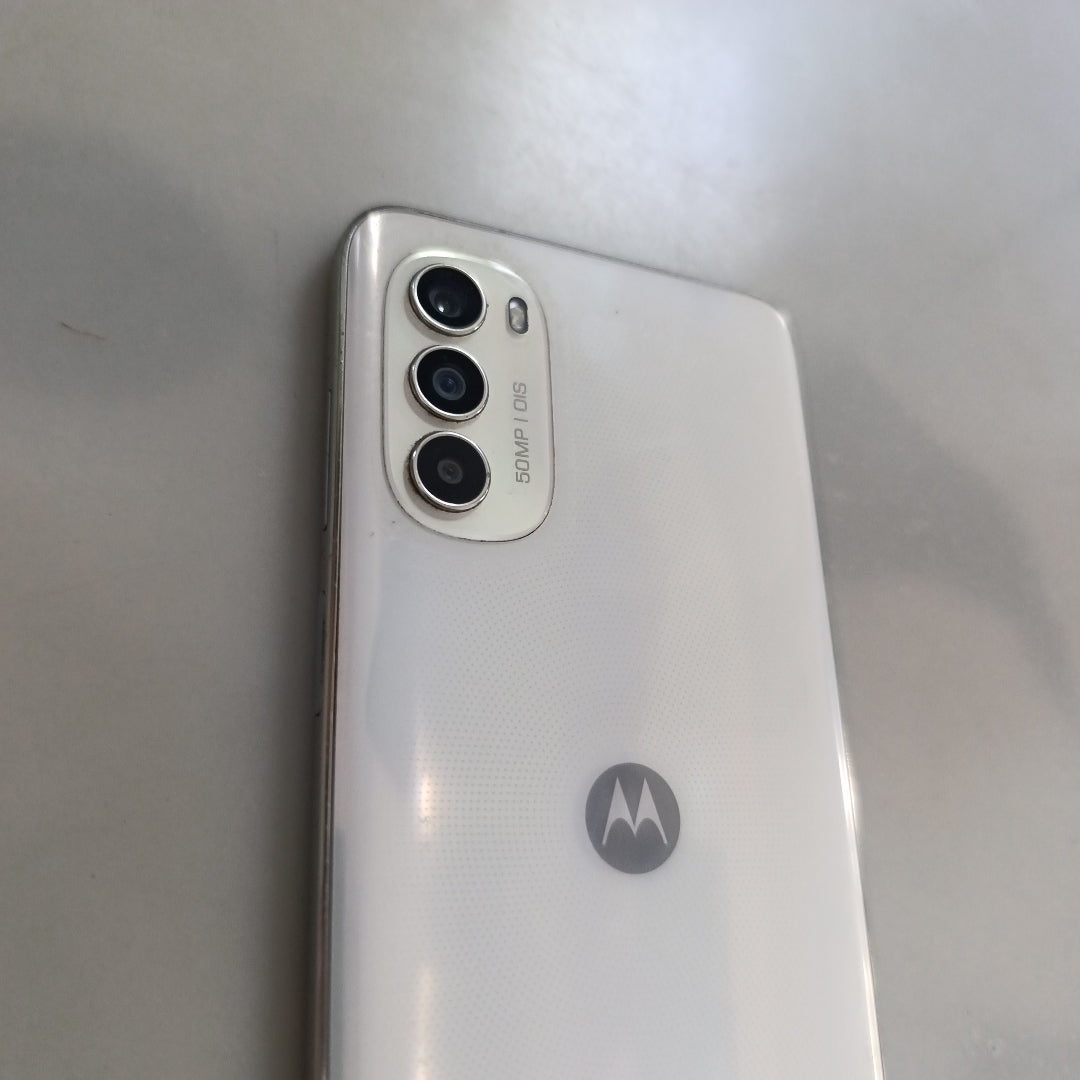 CELULAR MOTOROLA MOTO G82 XT2225-1 128 GB 6 GB RAM (SEMINUEVO)