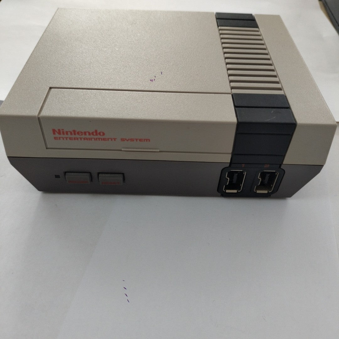 CONSOLA DE VIDEOJUEGO NINTENDO SUPER NES CLASSIC EDITION 21 JUEGOS PRECARGADOS (SEMINUEVO)