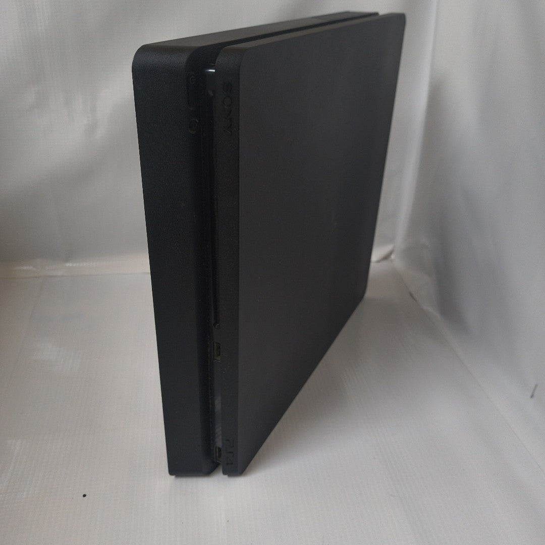 CONSOLA DE VIDEOJUEGO SONY PS4 SLIM 1 TB (SEMINUEVO)