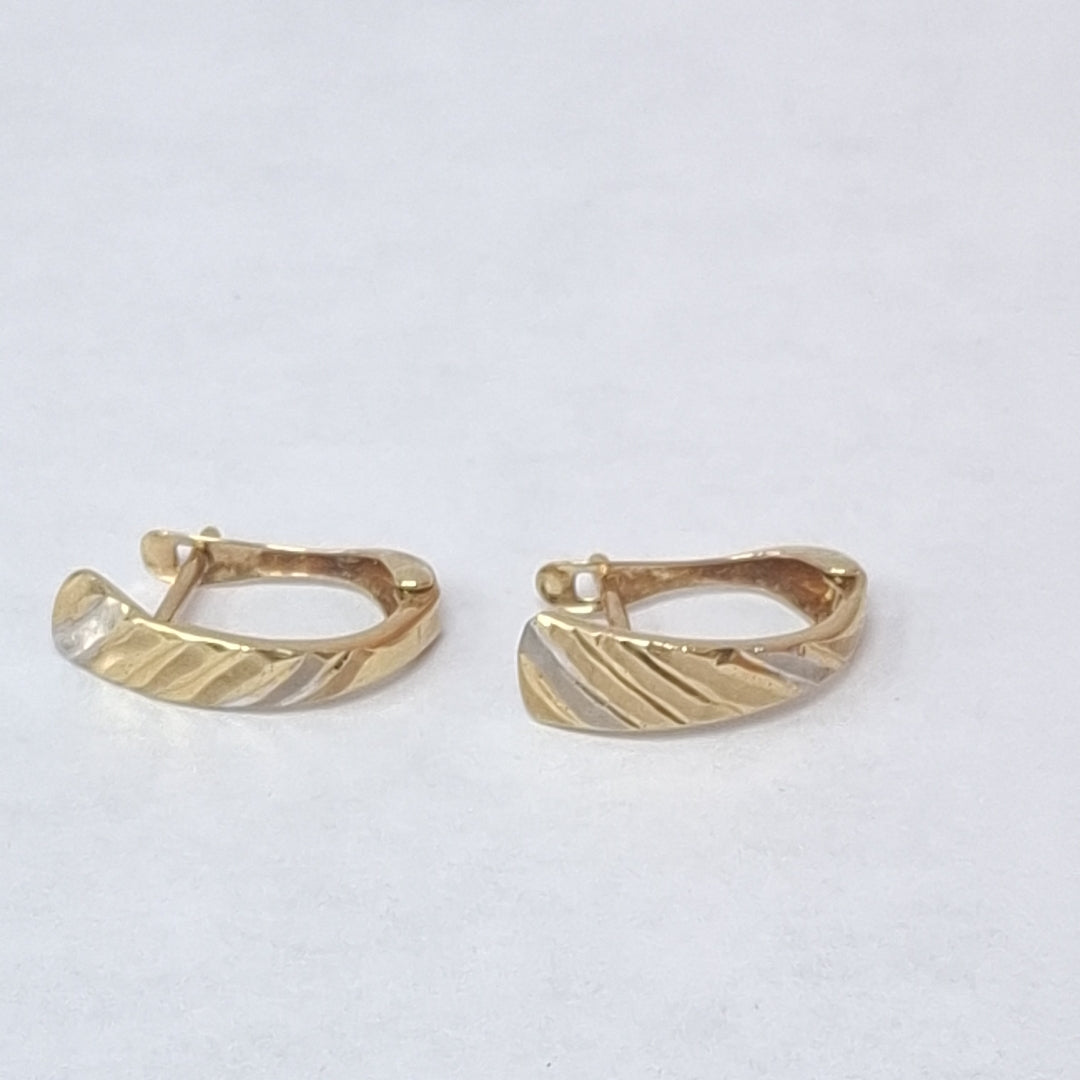 ARETES PAR ORO 14 K 1,30 GRMS (SEMINUEVO)