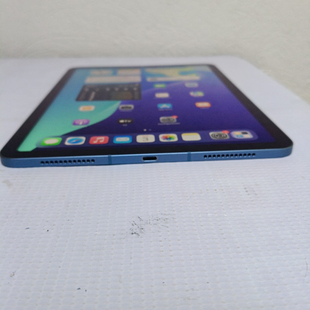TABLETA APPLE IPAD AIR 5 A2589 64 GB 8 GB RAM (SEMINUEVO)