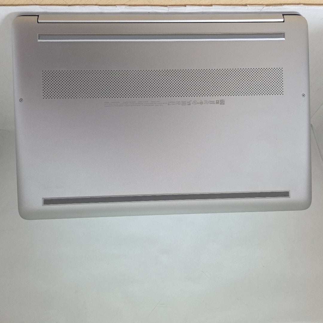 LAPTOP HP 15-EF2519LA (2022) 512 GB SSD 8 GB RAM (SEMINUEVO)