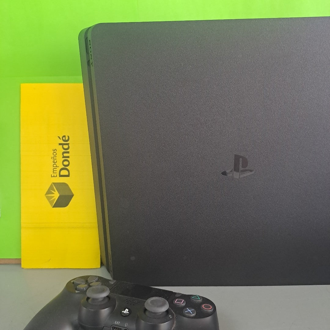CONSOLA DE VIDEOJUEGO SONY PS4 SLIM 1 TB (SEMINUEVO)