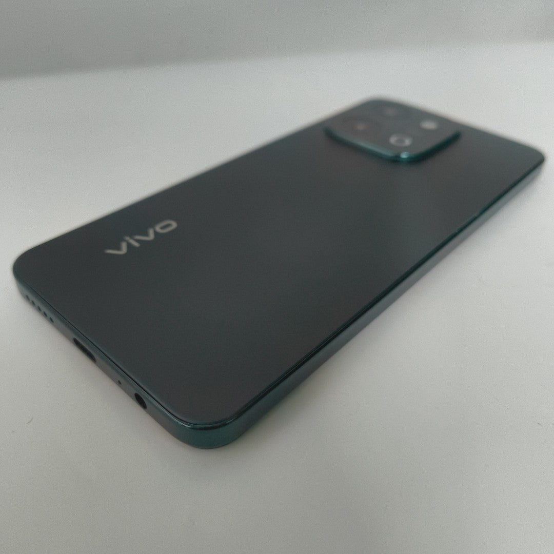 CELULAR VIVO Y28 V2352 256 GB 8 GB RAM (SEMINUEVO)