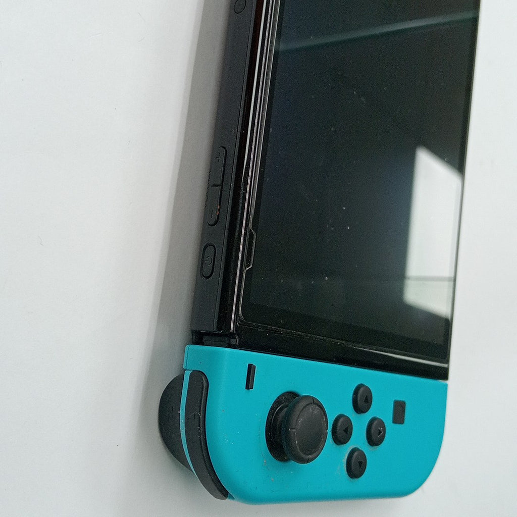 CONSOLA DE VIDEOJUEGO NINTENDO SWITCH 32 GB (SEMINUEVO)
