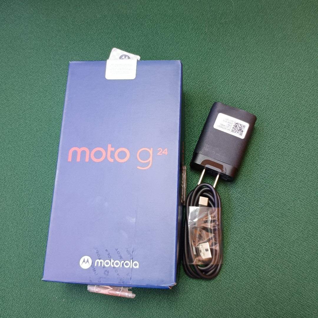 CELULAR MOTOROLA MOTO G24 XT2423-1 (2024) 128 GB 4 GB RAM (SEMINUEVO)