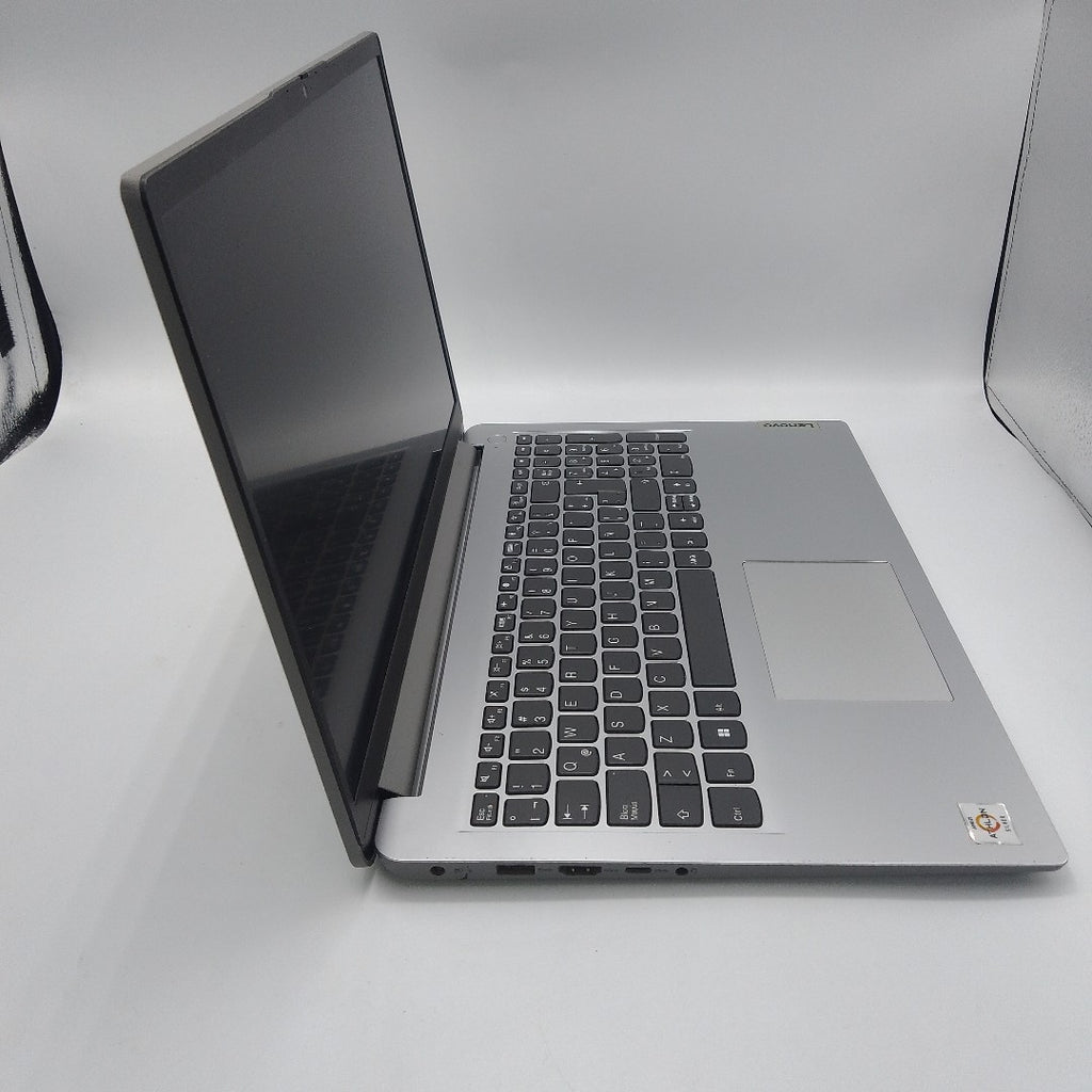 LAPTOP LENOVO IDEAPAD 1 15AMN7 (2023) 256 GB SSD 8 GB RAM (SEMINUEVO)