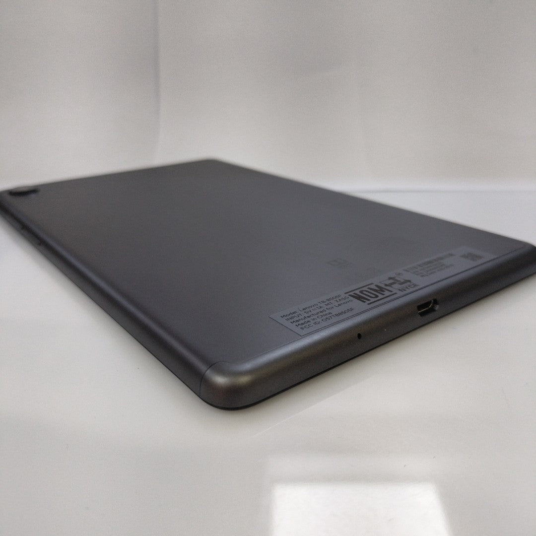 TABLETA LENOVO TAB M8 HD TB-8505F 32 GB 2 GB RAM (SEMINUEVO)