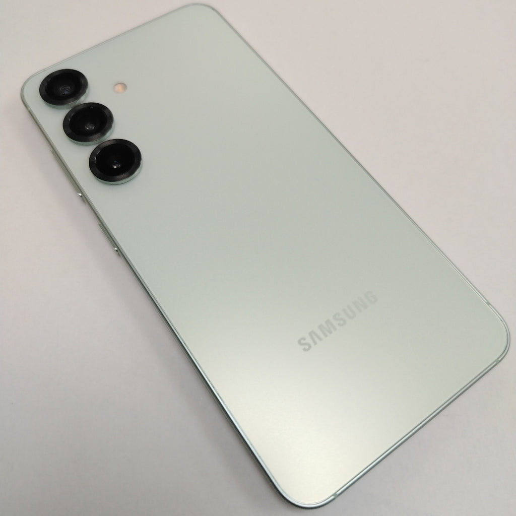 CELULAR SAMSUNG GALAXY S25 SM-S931B (2025) 256 GB 12 GB RAM (SEMINUEVO)