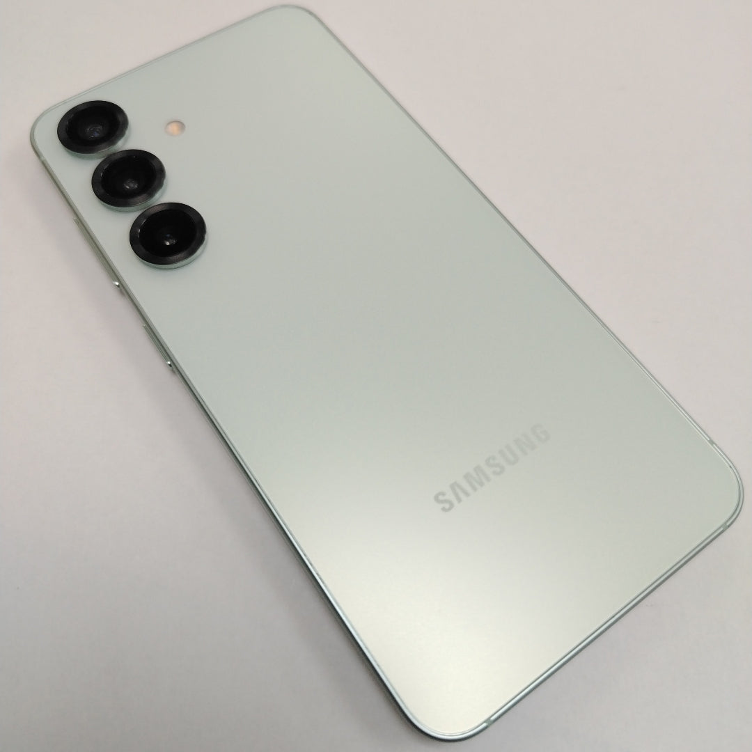 CELULAR SAMSUNG GALAXY S25 SM-S931B (2025) 256 GB 12 GB RAM (SEMINUEVO)
