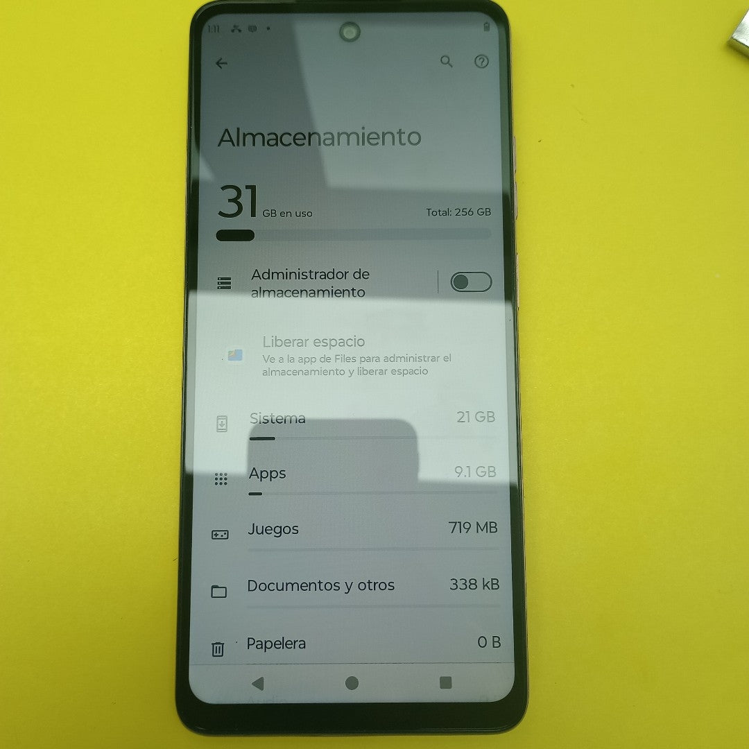 CELULAR MOTOROLA MOTO G24 XT2423-1 (2024) 256 GB 4 GB RAM (SEMINUEVO)
