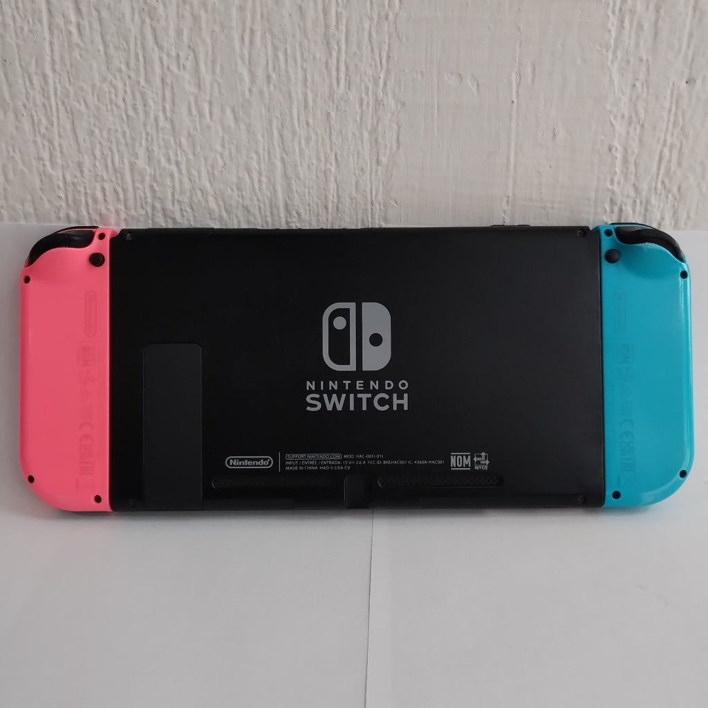 CONSOLA DE VIDEOJUEGO NINTENDO SWITCH 32 GB (SEMINUEVO)