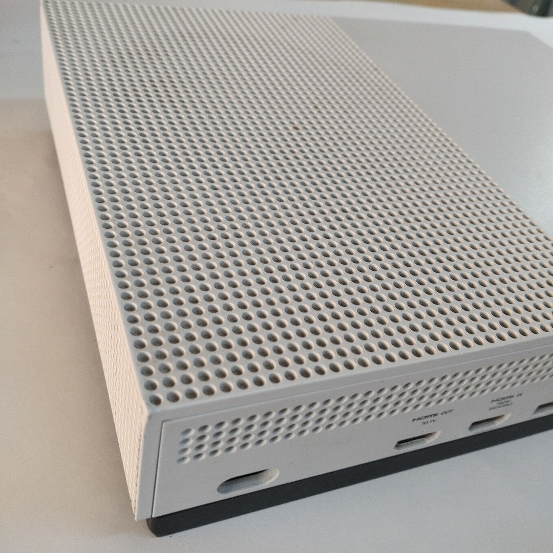 CONSOLA DE VIDEOJUEGO MICROSOFT XBOX ONE S ALL DIGITAL 1 TB