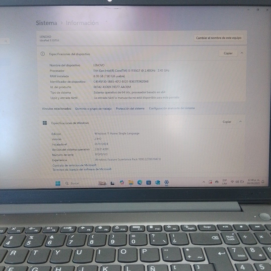 LAPTOP LENOVO IDEAPAD 3 15ITL6 (2022) 512 GB SSD 8 GB RAM (SEMINUEVO)
