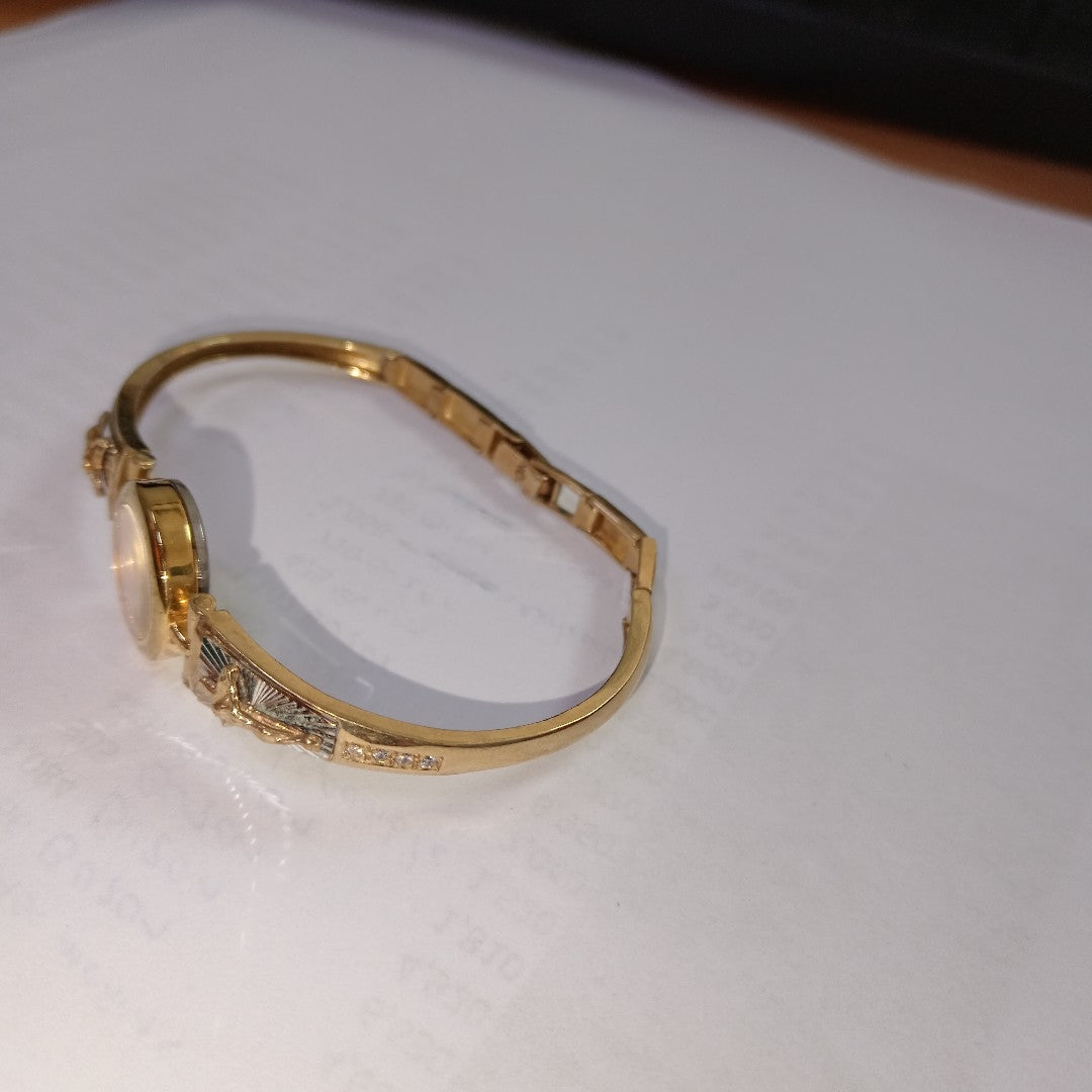 RELOJ CAJA ACERO PULSO ORO. ORO. 10 K 15.6 GRMS (SEMINUEVO)
