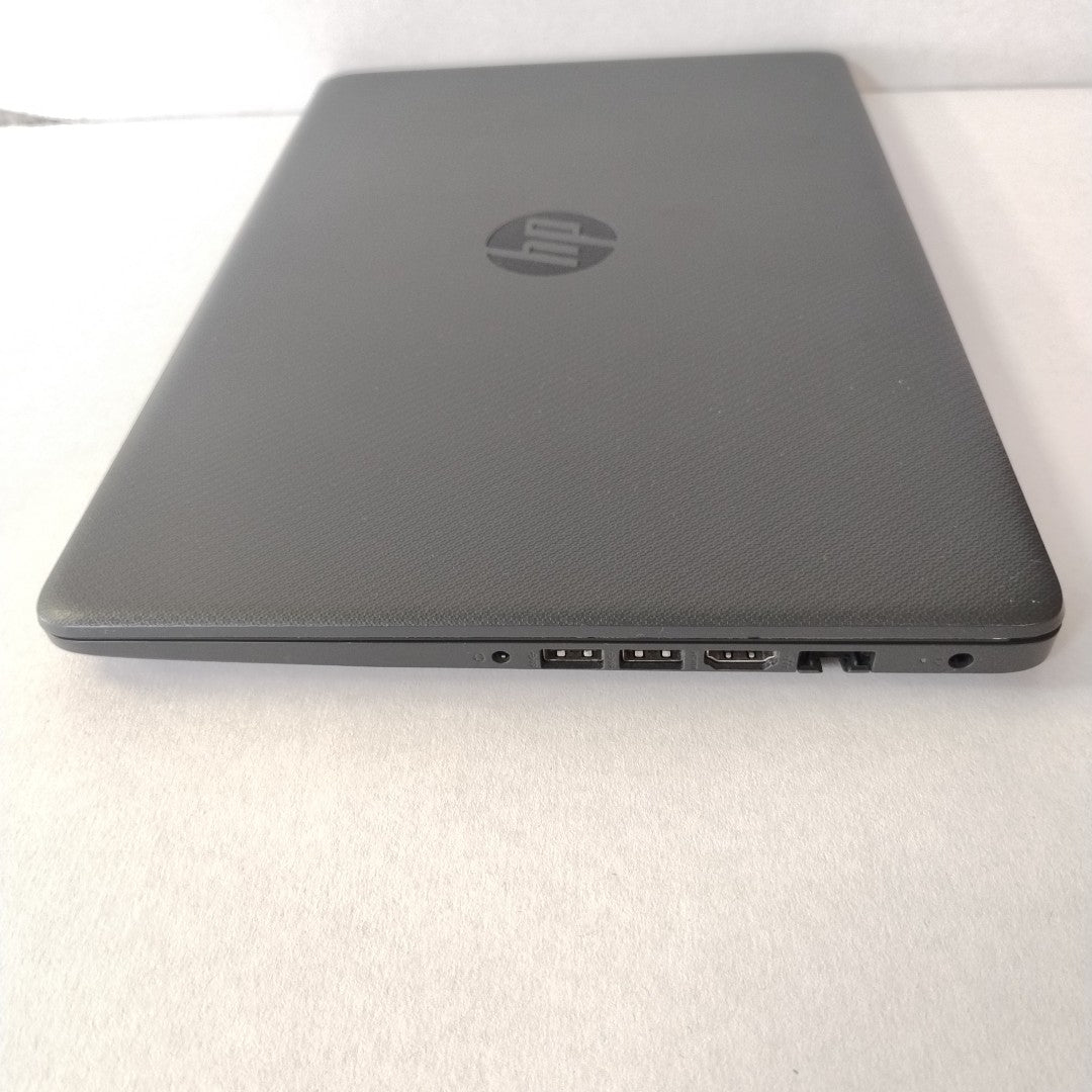 LAPTOP HP 14-CF2542LA (2022) 256 GB SSD 8 GB RAM (SEMINUEVO)