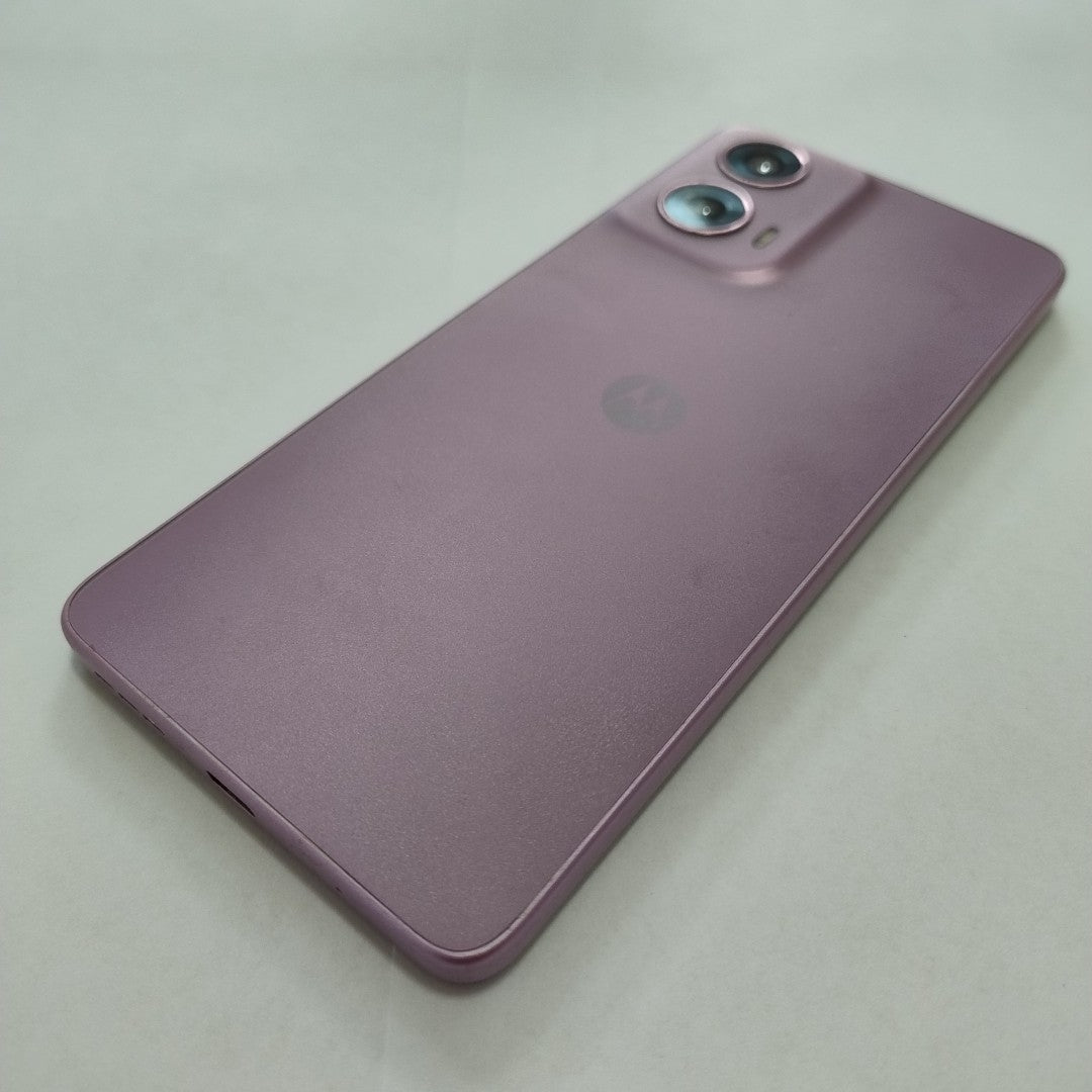 CELULAR MOTOROLA MOTO G24 XT2423-1 (2024) 256 GB 4 GB RAM (SEMINUEVO)