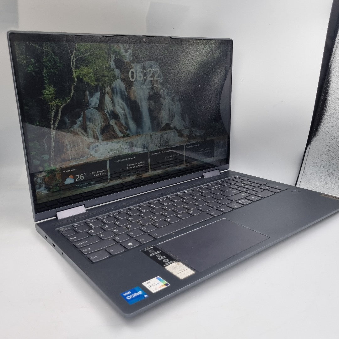 LAPTOP LENOVO YOGA 7 15ITL5 (2022) 256 GB SSD 8 GB RAM (SEMINUEVO)