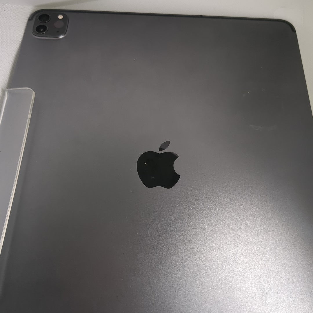 TABLETA APPLE IPAD PRO 4 12.9" A2069 128 GB 6 GB RAM (SEMINUEVO)