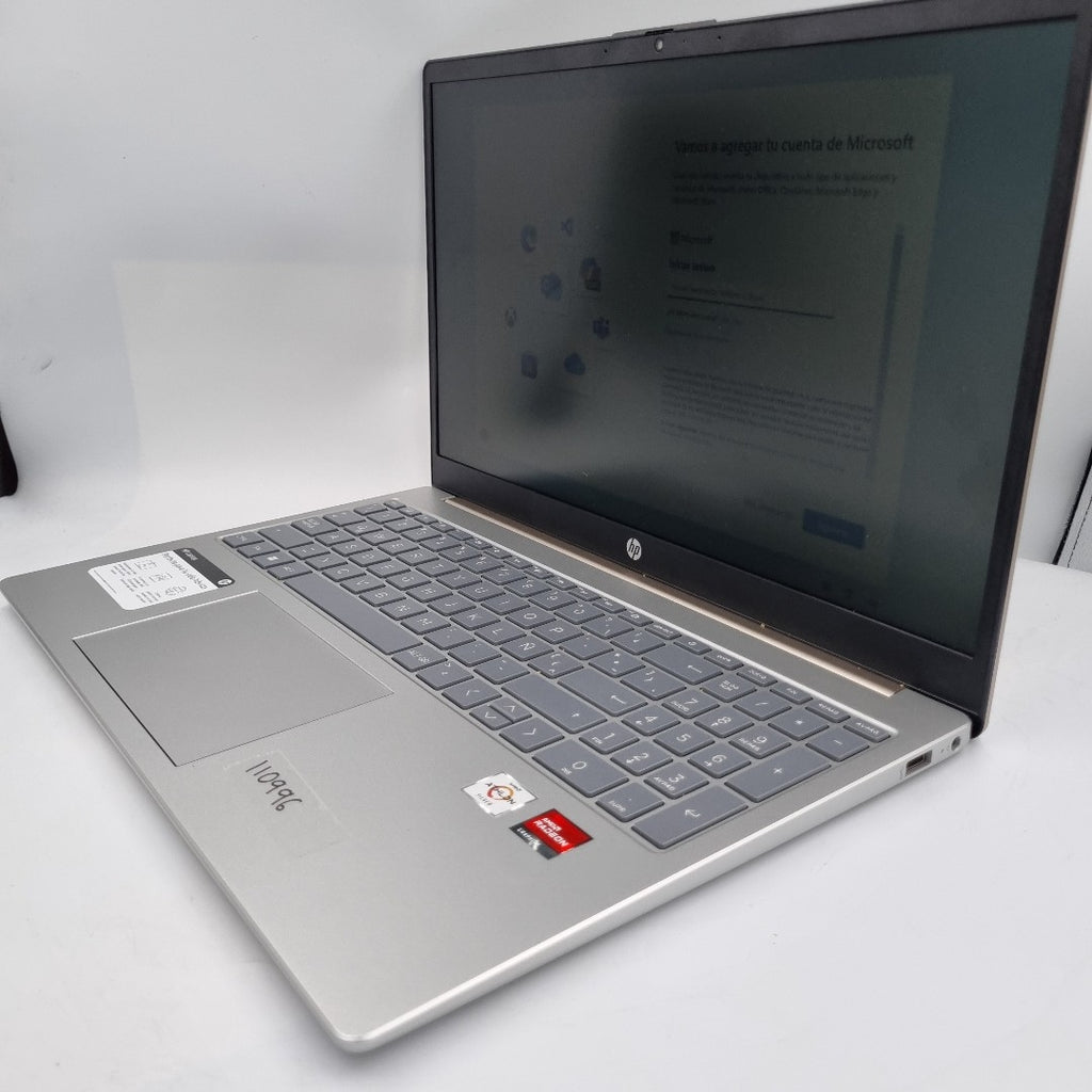 LAPTOP HP 15-FC0003LA (2023) 256 GB SSD 8 GB RAM (SEMINUEVO)