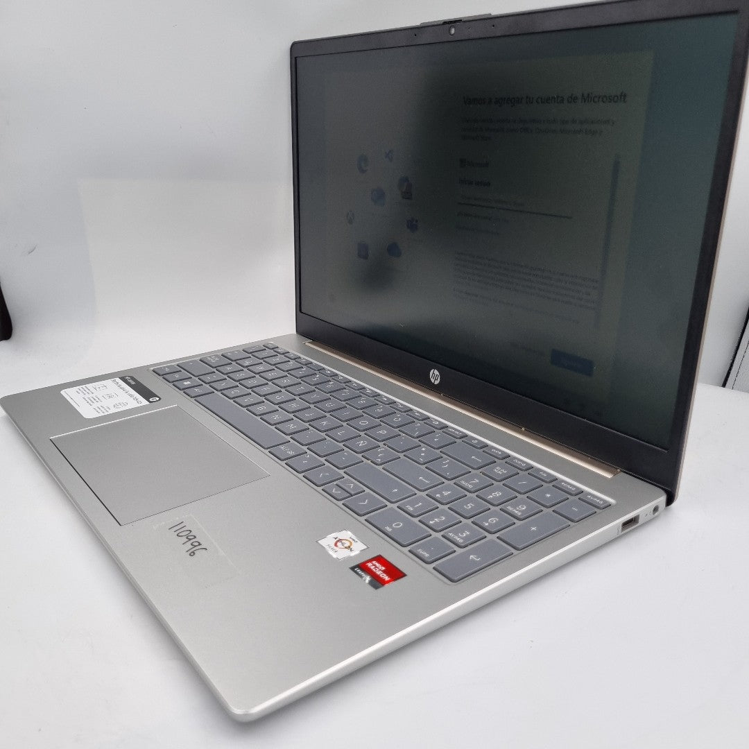 LAPTOP HP 15-FC0003LA (2023) 256 GB SSD 8 GB RAM (SEMINUEVO)
