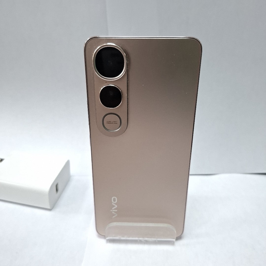 CELULAR VIVO V50 LITE 5G V2440 (2025) 256 GB 12 GB RAM (SEMINUEVO)