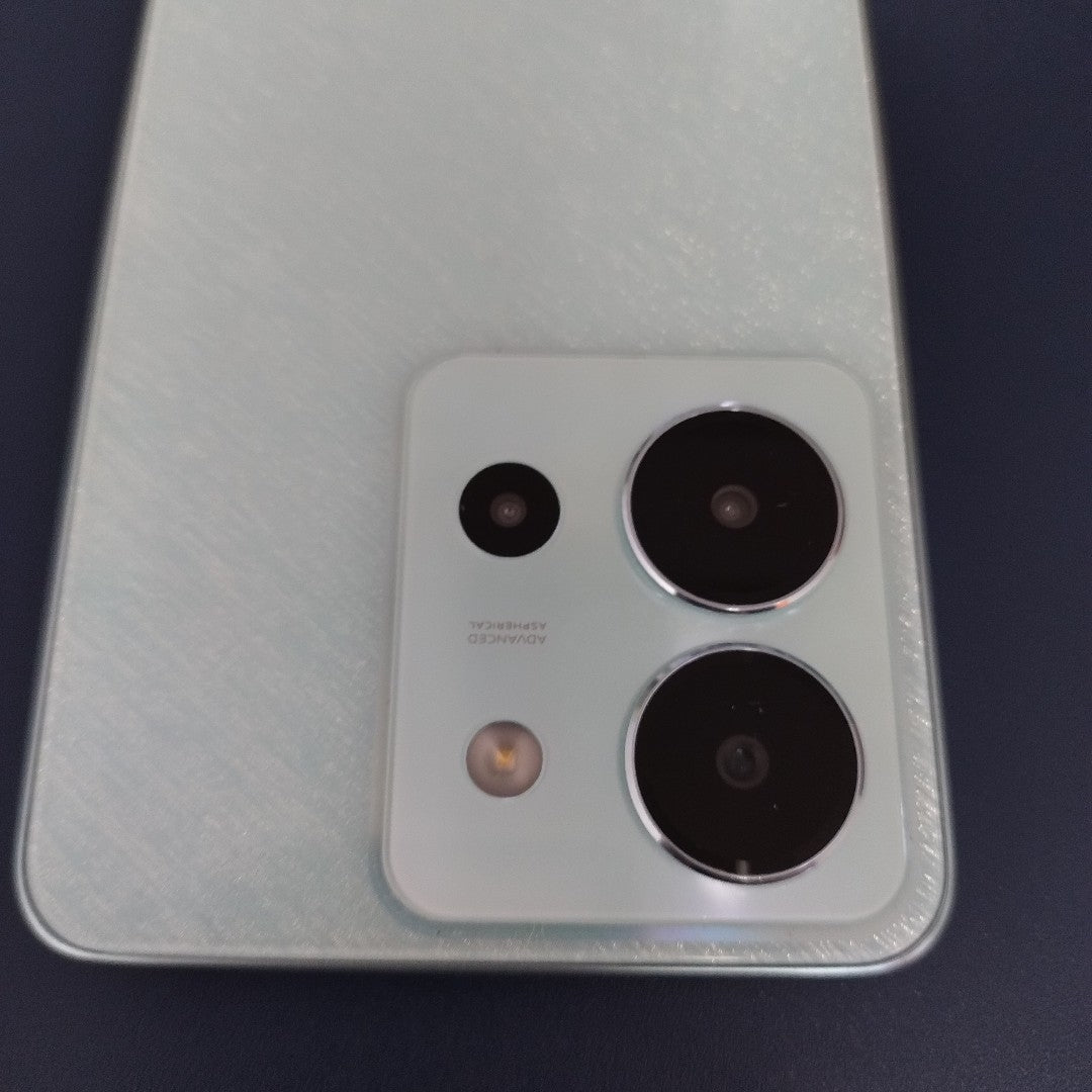 CELULAR VIVO Y36 V2247 256 GB 8 GB RAM (SEMINUEVO)