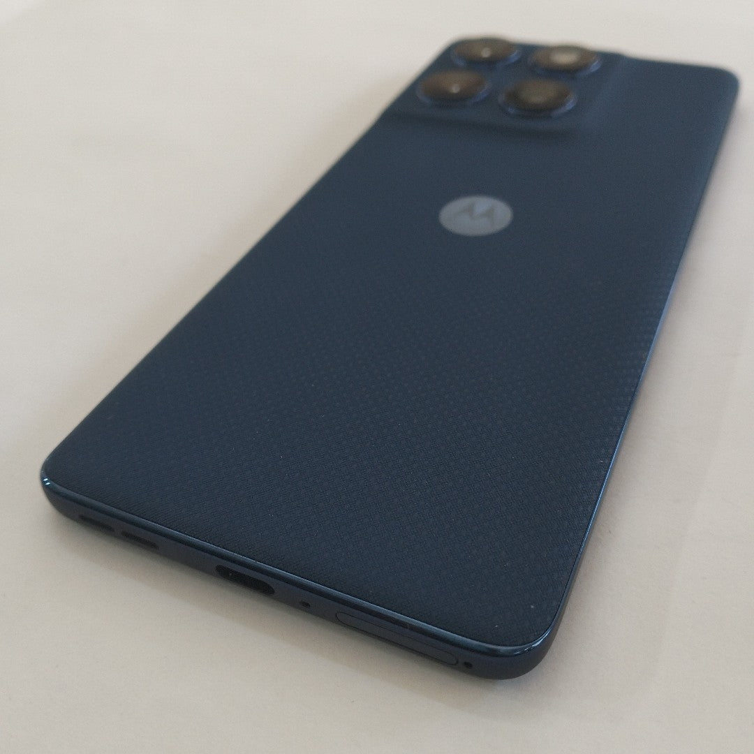 CELULAR MOTOROLA EDGE 60 XT2505-3 (2025) 512 GB 12 GB RAM (SEMINUEVO)