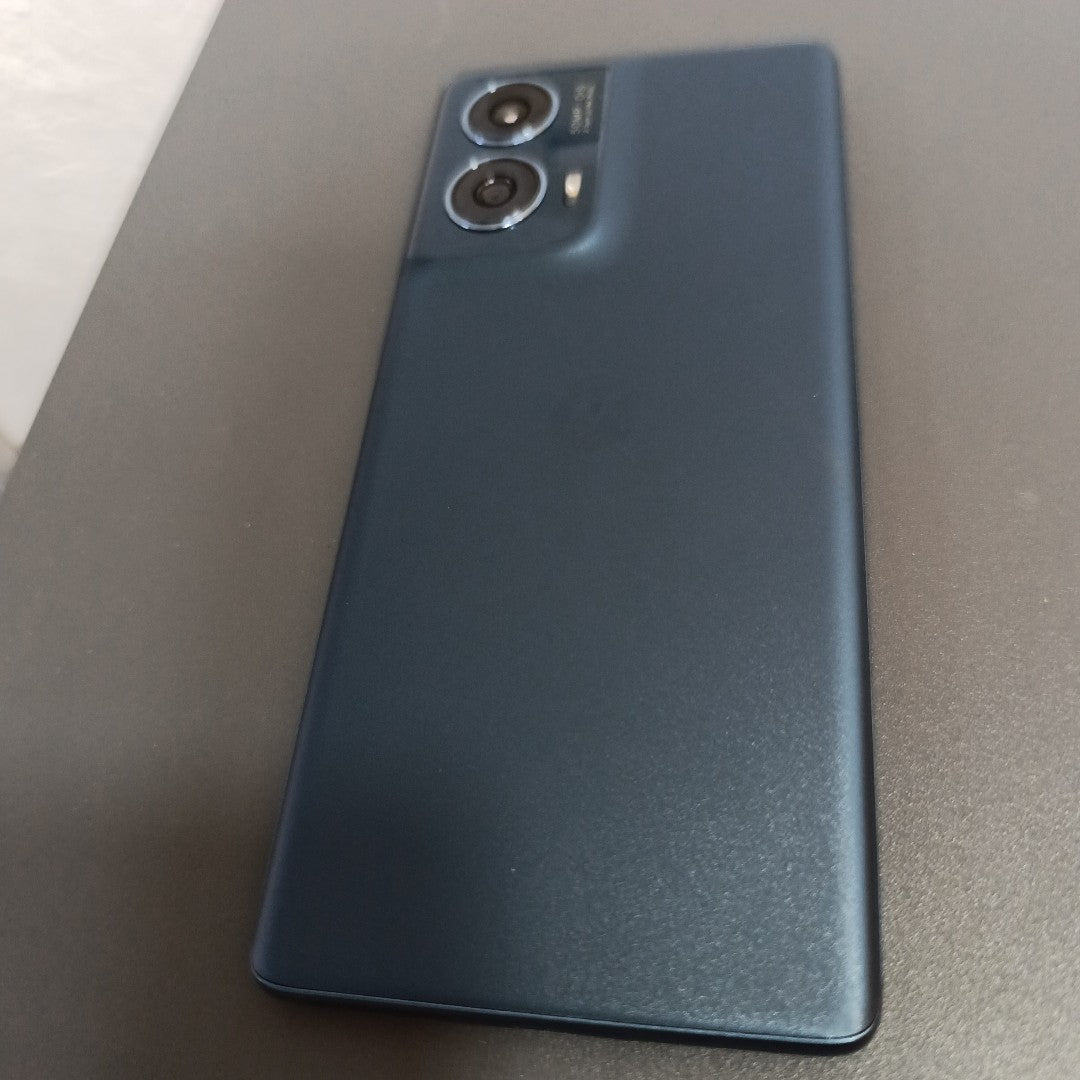 CELULAR MOTOROLA MOTO EDGE 50 FUSION XT2429-2 (2024) 512 GB 12 GB RAM (SEMINUEVO)