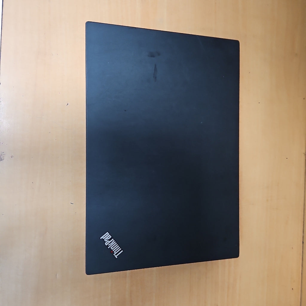 LAPTOP LENOVO THINKPAD T14 GEN 2 (2022) 256 GB SSD 16 GB RAM (SEMINUEVO)