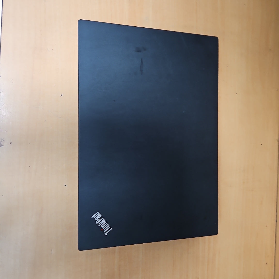 LAPTOP LENOVO THINKPAD T14 GEN 2 (2022) 256 GB SSD 16 GB RAM (SEMINUEVO)