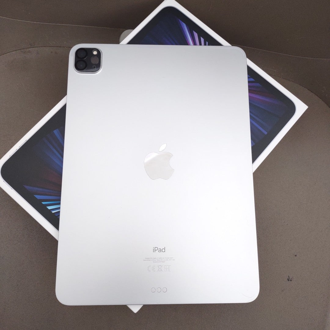 TABLETA APPLE IPAD PRO 3 11" A2377 256 GB 8 GB RAM